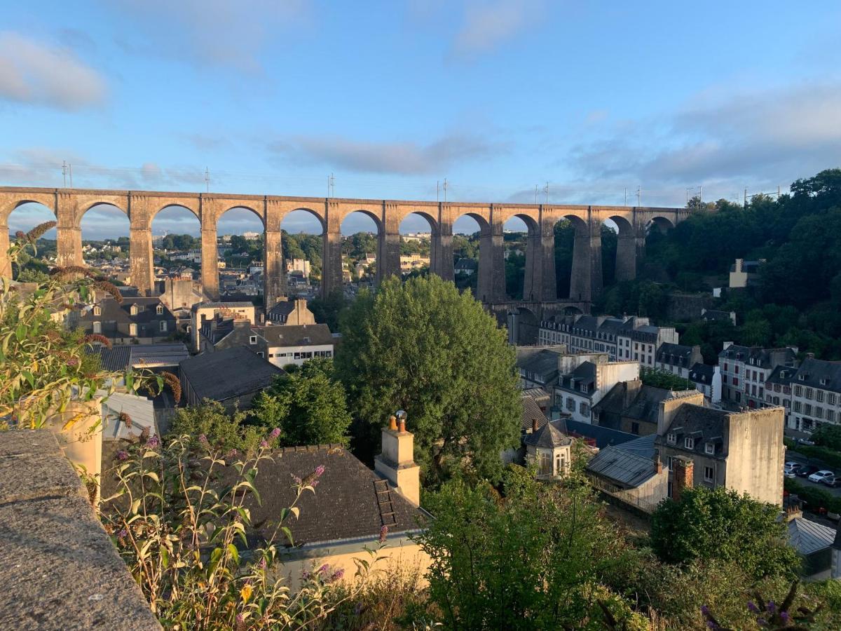 Aux Vieilles Murailles • Charmante Maison & Cour Morlaix Kültér fotó
