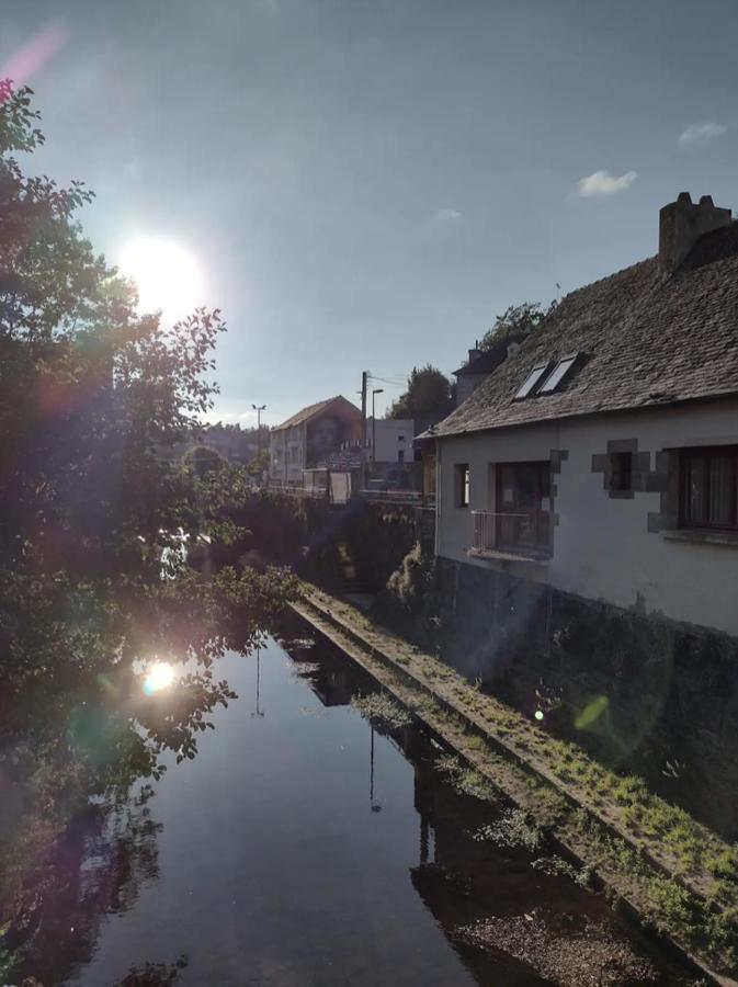 Aux Vieilles Murailles • Charmante Maison & Cour Morlaix Kültér fotó